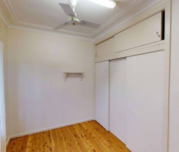 FOUR BEDROOM HOME IN NORTH DUBBO - Photo 3
