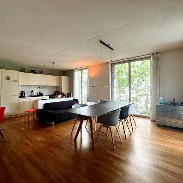 EXCLUSIVELY SINGLE PERSON IN ZURICH - DISTRICT 11, FURNISHED, TEMPORARY - Photo 1