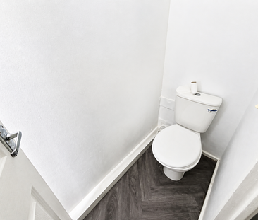 3 bedroom terraced house to rent - Photo 6