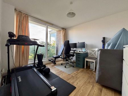 2 bedroom apartment to rent - Photo 4