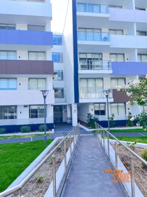 “Contemporary Comfort – One -Bedroom Apartment for lease” - Photo 1