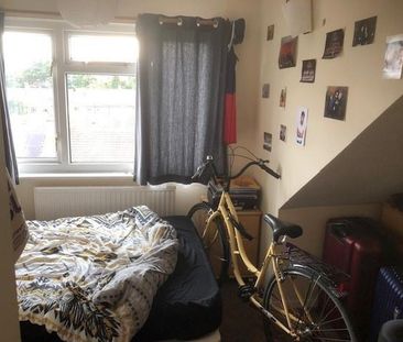 6 bedroom house to rent - Photo 4