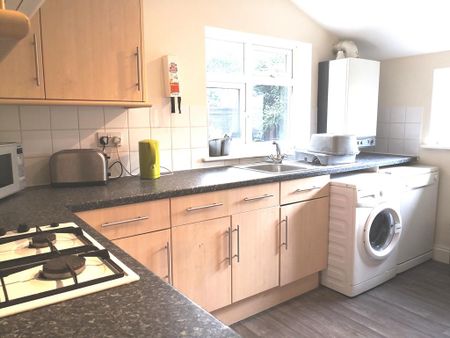 4 bedroom house to rent - Photo 4