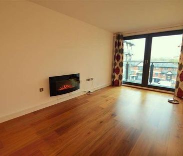 High Street, Slough, SL1 - Photo 1