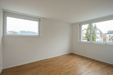 "Living is... enjoying your free time!" - Foto 2