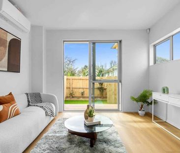 Three Bedrooms in Panmure - Photo 1