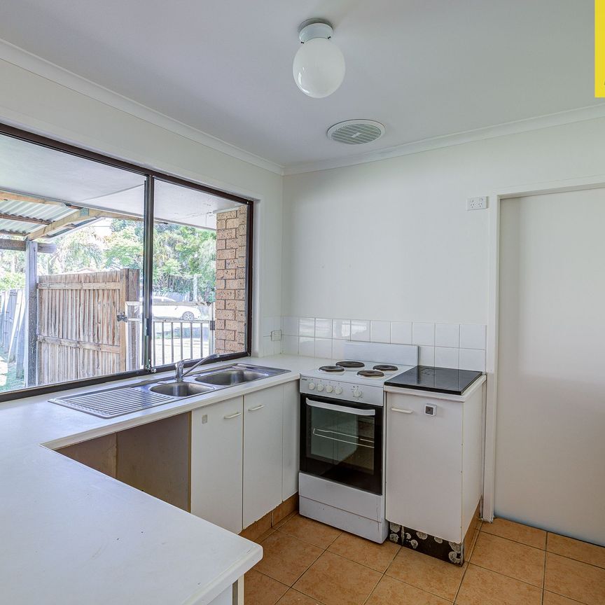 Neat & Convenient Living in Labrador - Photo 1