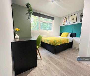 1 bedroom in a house share to rent - Photo 5