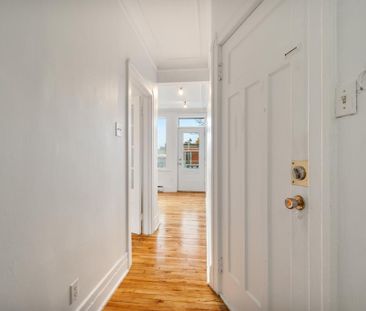 Plateau, petit 4 1/2 de 2 chambres, 1395$ - près de l'avenue Mont-R... - Photo 4