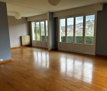 Location Appartement 4 pièces 95m² MONT ST AIGNAN 76130 - Photo 1