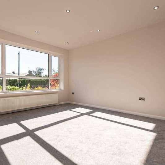 Milbury Drive, Littleborough, OL15 - Photo 1