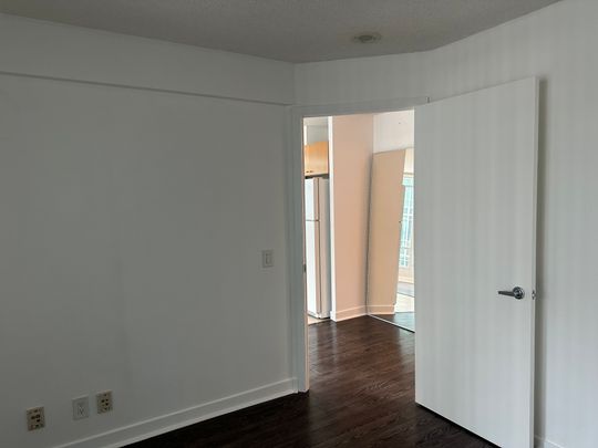 For Lease - 373 Front Street Unit# 809, Toronto, Ontario - Photo 1