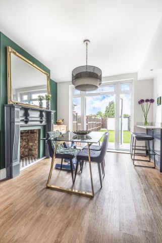 3 bedroom terraced house to rent - Photo 2