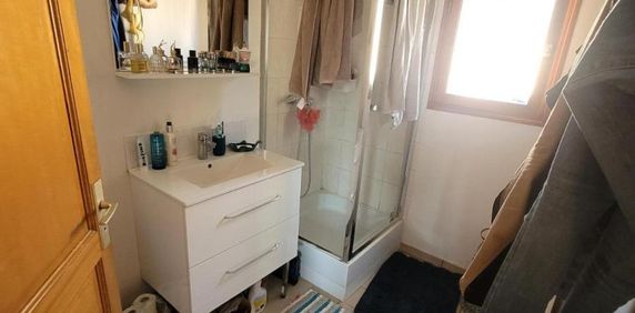 PONT DE L'ARCHE - Appartement T2 - Photo 2