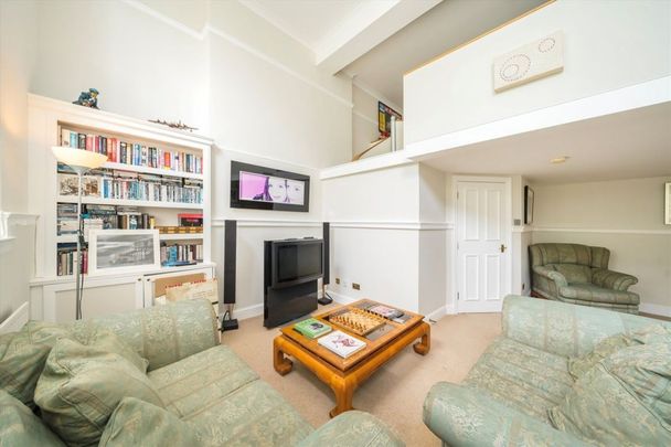Southey Road, SW19, London - Photo 1