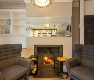 4 bedroom terraced house to rent - Photo 3