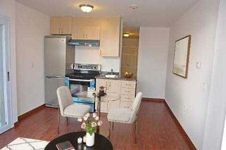 For Lease - 15 Maplewood Avenue Unit# 4, Toronto, Ontario - Photo 3