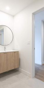 ✨ Loft meublé à louer – Bishop Embassy (Centre-ville de MTL) ✨ - Photo 3