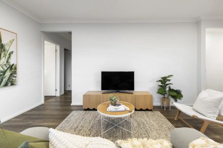 Comfortable and Low-Maintenance Living in a Prime Wyndham Vale Location - Photo 4