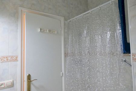 Single room in Poble Sec district - Photo 4