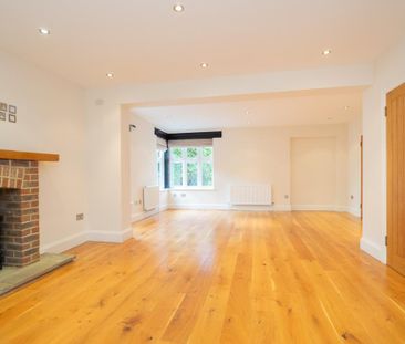 5 bedroom detached house to rent - Photo 1