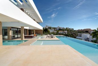 Luxury Villa for rent in Benahavís, Andalusia