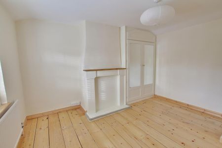 2 bedroom terraced house to rent - Photo 3