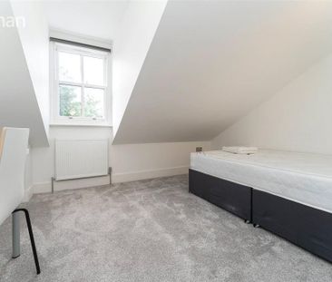 4 bedroom terraced house to rent - Photo 1