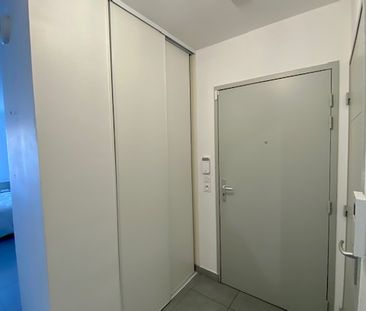 Location Appartement 1 pièce 44m² - Photo 1