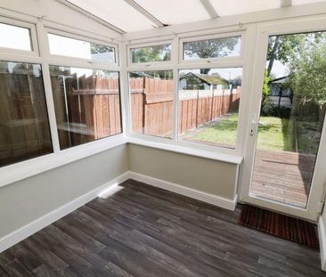 2 bedroom terraced house to rent - Photo 4