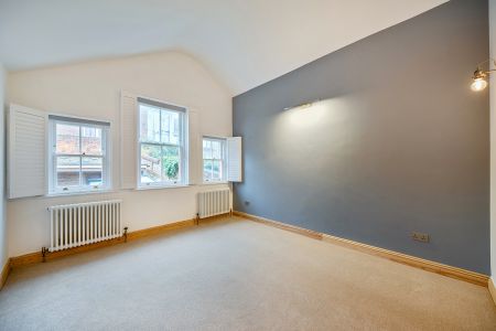 Sydenham Road, Guildford, Surrey, GU1 - Photo 4