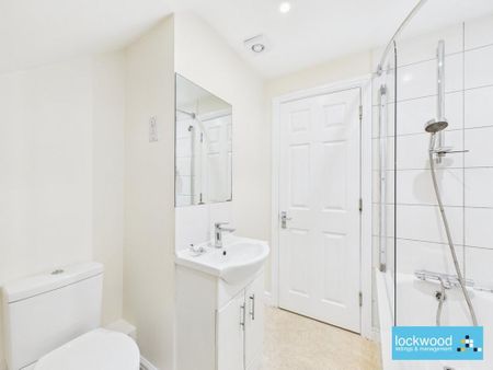 1 bedroom flat to rent - Photo 5