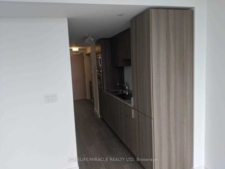 For Lease - 11 Wellesley Street Unit# 4910, Toronto, Ontario - Photo 5