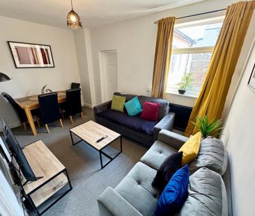 3 bedroom terraced house to rent - Photo 2