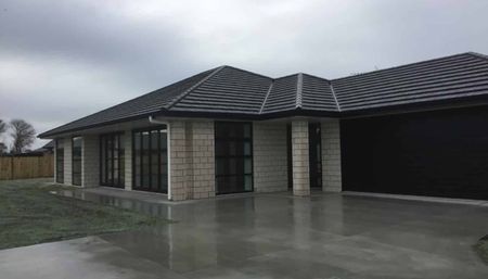 Spacious four bedroom family home - Photo 5