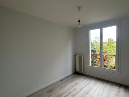 Location Appartement 5 pièces 81m² ALBI 81000 - Photo 4