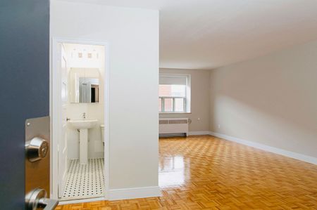 For Lease - 1291 Bayview Avenue Unit# 301, Toronto, Ontario - Photo 3