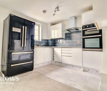 2 bedroom apartment to rent - Photo 6