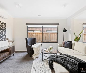 Contemporary Family Living in a Prime Location! - Photo 3