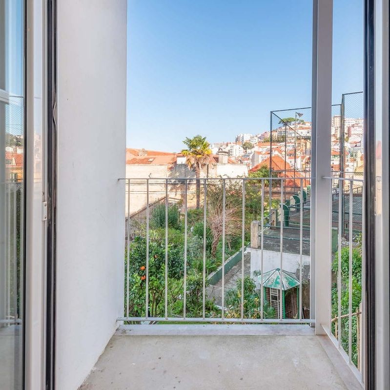 Escadinhas da Saúde 6, 1100-584 Lisboa, Portugal, Lisboa, Lisbon - Photo 1