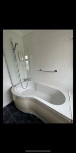 Room in a Shared House, Capel Gardens, IG3 - Photo 4