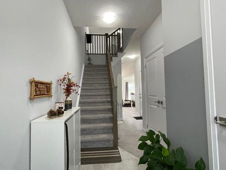 For Lease - 4841 PETTIT Avenue, Niagara Falls, Ontario - Photo 5