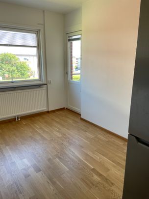 Valhallagatan, Skara - Photo 1