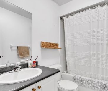 For Lease - 18 Beadle Drive, Ajax, Ontario - Photo 6