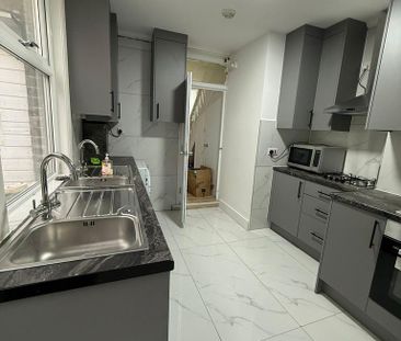 5 bedroom house share to rent - Photo 3