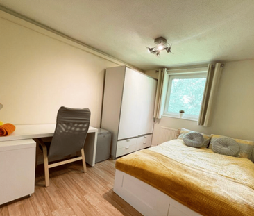 1 bedroom house of multiple occupation to rent - Photo 1