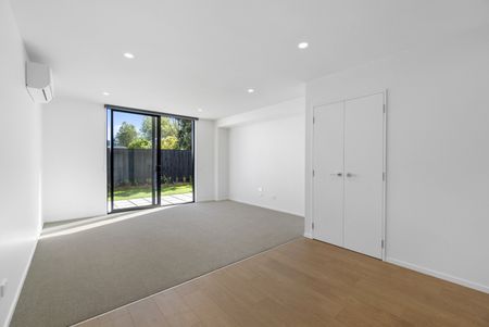 Unit 1, 86 Holly Road, St. Albans, Christchurch - Photo 3