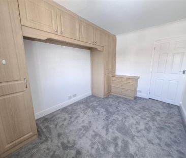 Long Chaulden, HEMEL HEMPSTEAD - Photo 2