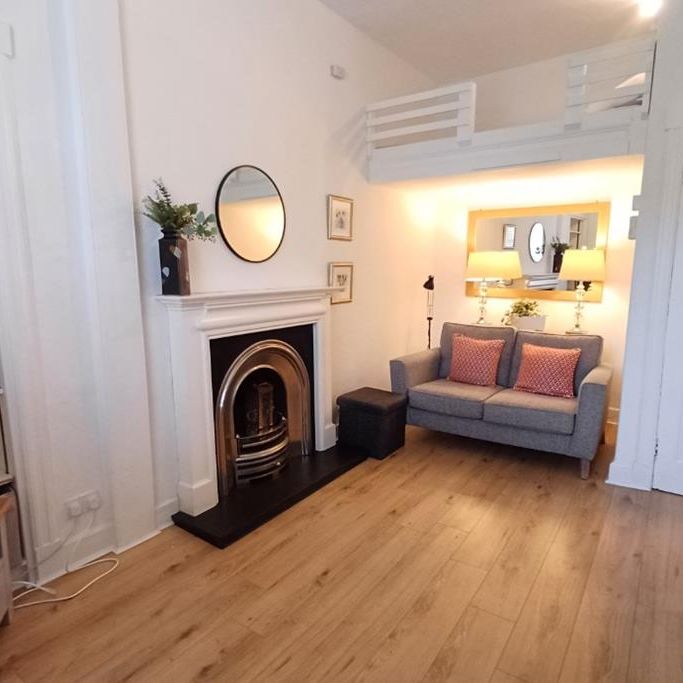 1 bed flat for rent in Willowbrae - Photo 1