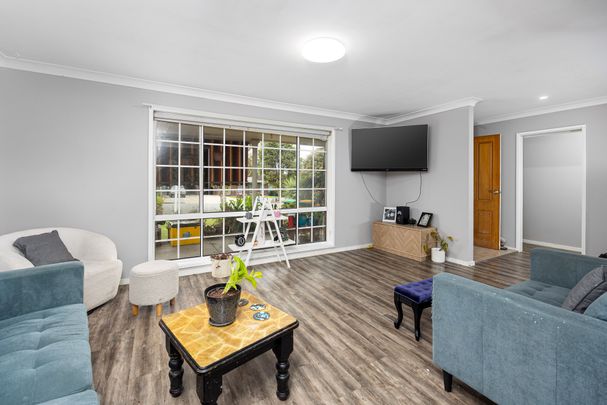 12 Simpson Avenue Forest Hill NSW - Photo 1